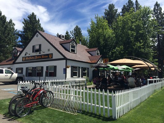 Macduffs Pub